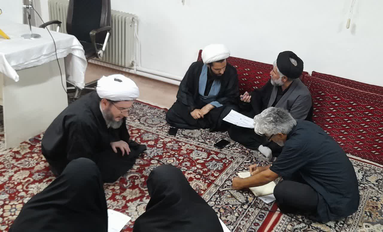 نشست عملیات محله اربعینی در شهر ابهر برگزار شد.