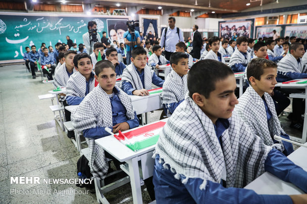 ۲۰۸ تیم از استان زنجان در لیگ علمی «پایا» شرکت میکنند|ابهر من