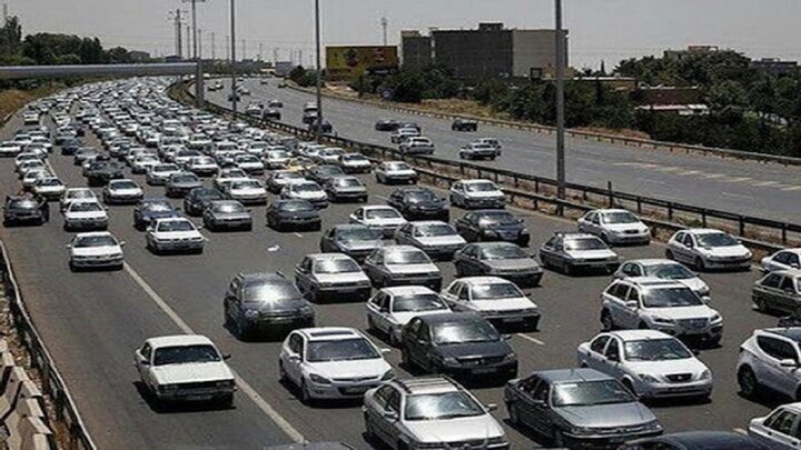 ترافیک در برخی از جاده های زنجان نیمه سنگین است|ابهر من