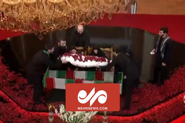 اولین دیدار پدر و مادر شهید بعد از ۴۰ سال با پیکر بی سر فرزندش|ابهر من